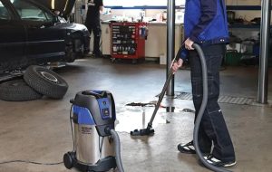 Can-I-use-wet-and-dry-vac-for-car-4